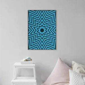 Barntavla på grå vägg som är blå och svart med ett abstrakt mönster, perfekt poster för barnrum